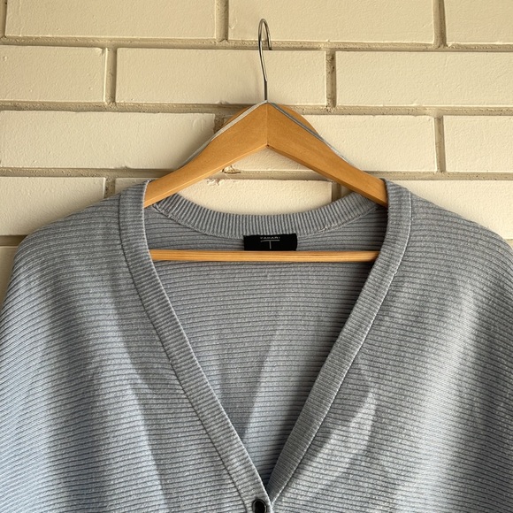 Tahari | Baby Blue Cardigan - Picture 2 of 4